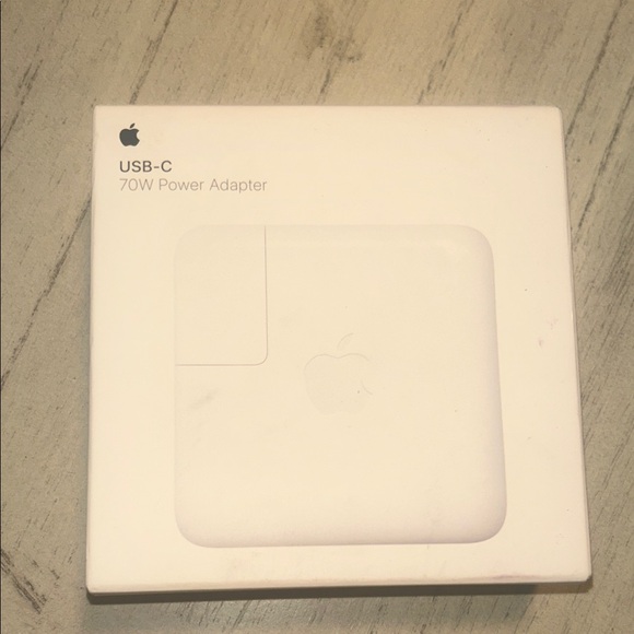 Apple USB-C 70W Charger - White